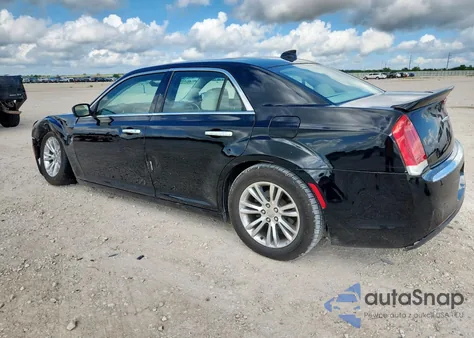 2016 Chrysler 300C z USA, uszkodzony, nr VIN 2C3CCAEG1GH161273